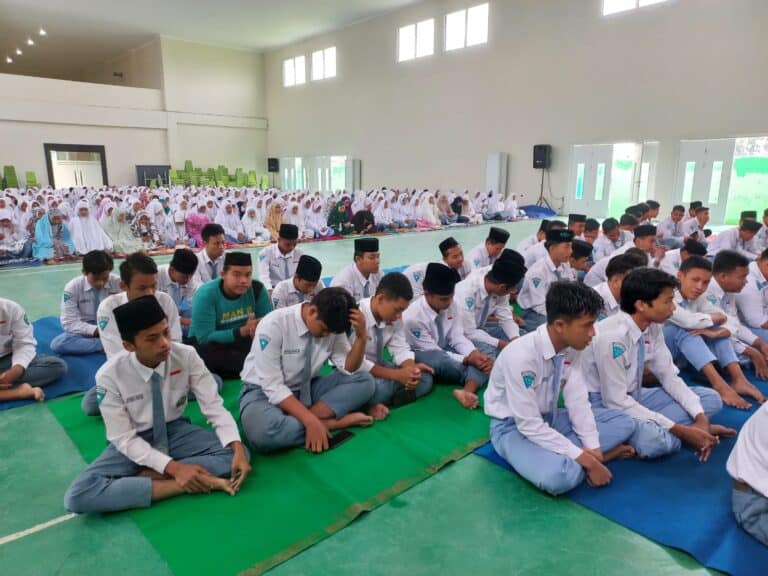 Pembiasaan Sholat Dhuha & Istighotsah Setiap 2 Minggu Sekali