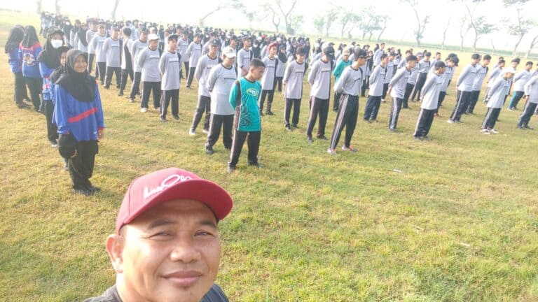 Latihan Baris Berbaris