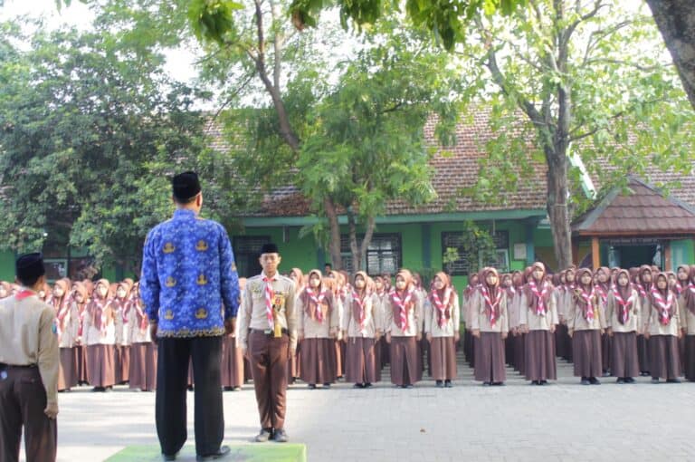 Apel Memeringati Hari Pahlawan