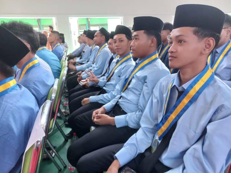 Pelepasan Siswa-Siswi MAN 2 Nganjuk Tahun Pelajaran 2023/2024: Mengukir Prestasi dan Kenangan