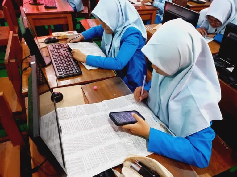 35 Siswa MAN 2 Nganjuk Ikuti Kompetisi Akademik 2024