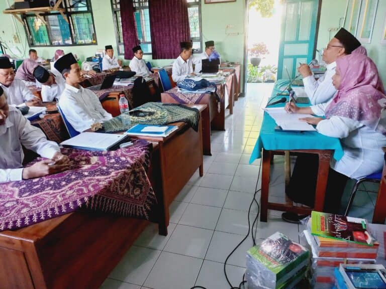 Rapat Koordinasi Tahun Ajaran Baru 2024/2025 di MAN 2 Nganjuk