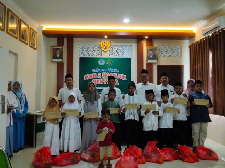 Lebaran Yatim 2024 di MAN 2 Nganjuk