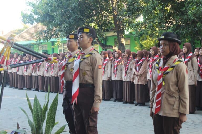 Peringatan Hari Pramuka ke-63 Tahun 2024 di MAN 2 Nganjuk Berlangsung Khidmat