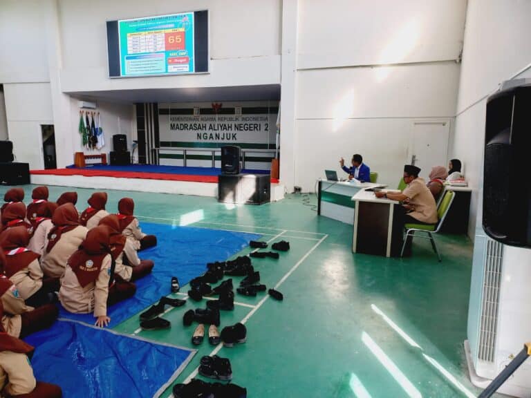 FGD di MAN 2 Nganjuk Bahas Peluang dan Tantangan Penguatan Kesiapan Siswa di Era Asesmen Berbasis Kompetensi